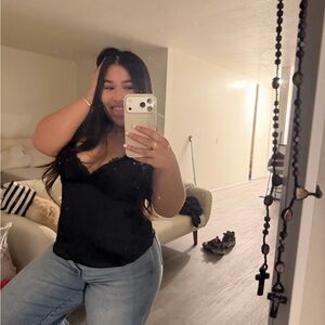 Meet your Posher, Ezriah